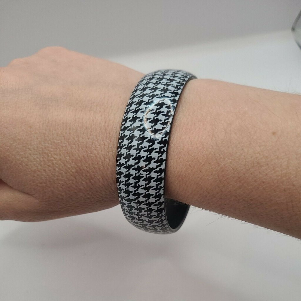 Black White Checkered Design Plastic Bangle Retro 8 Inches